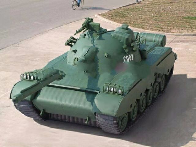 新疆小型军事坦克