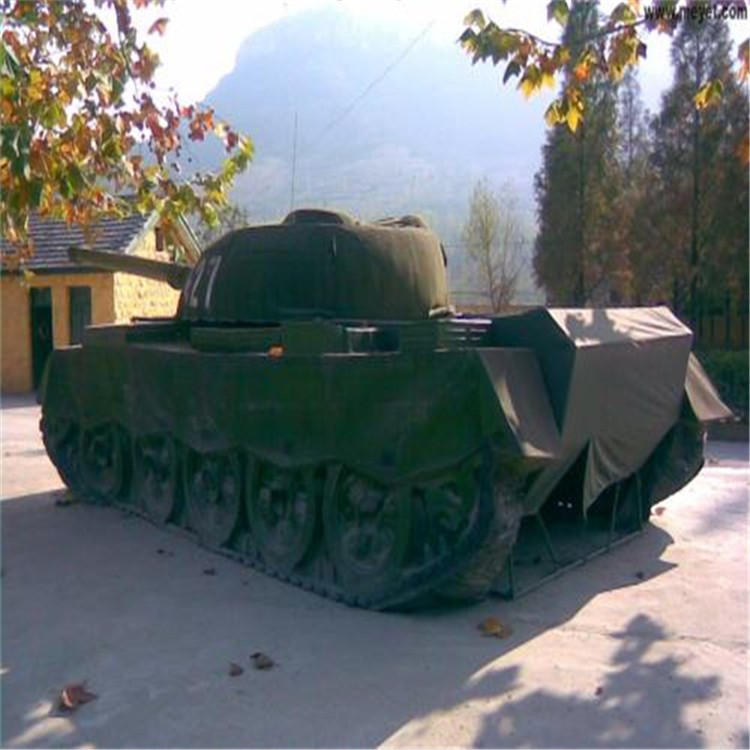 新疆大型充气坦克