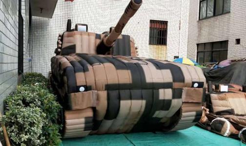新疆充气坦克车